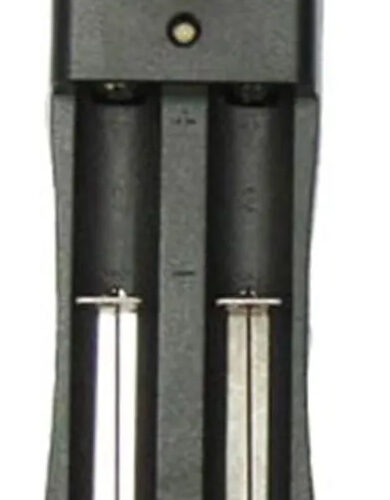 Cargador genérico para baterías 3,7V